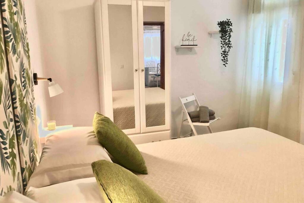Centrico Apartamento Con Terraza Y Wifi Ронда Экстерьер фото